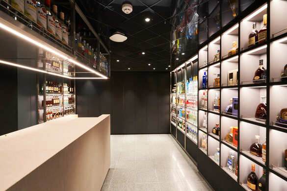 Virgin Voyages Shopping Booty Free 4.jpg